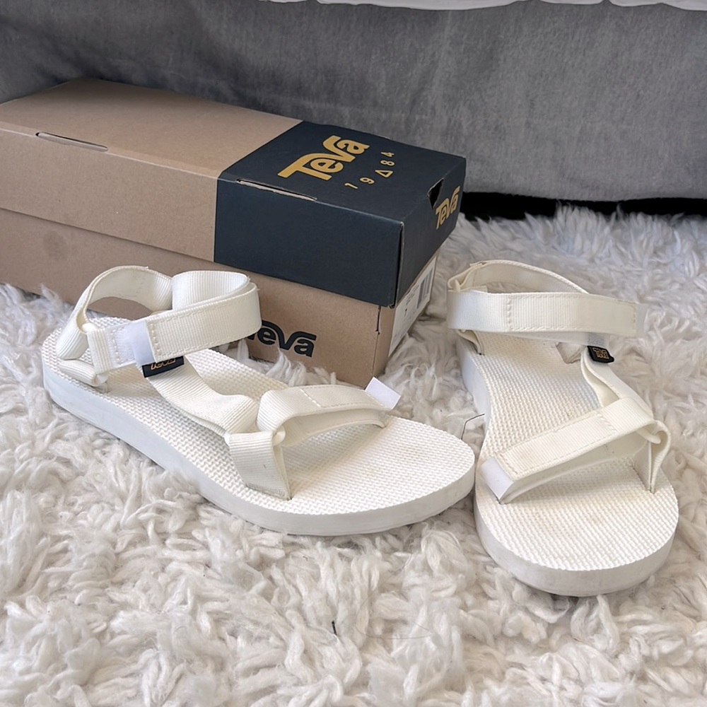 Women’s Teva Sandals White